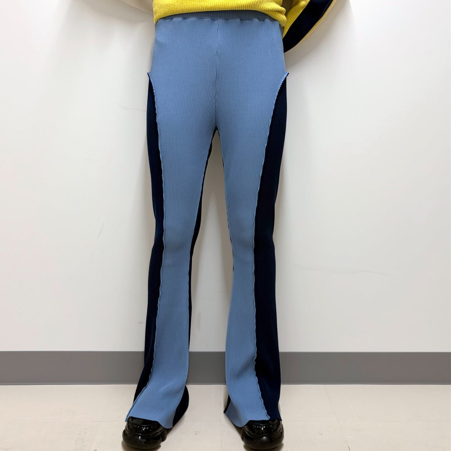 CRISP LEGGINGS / SODA / プリーツレギンス