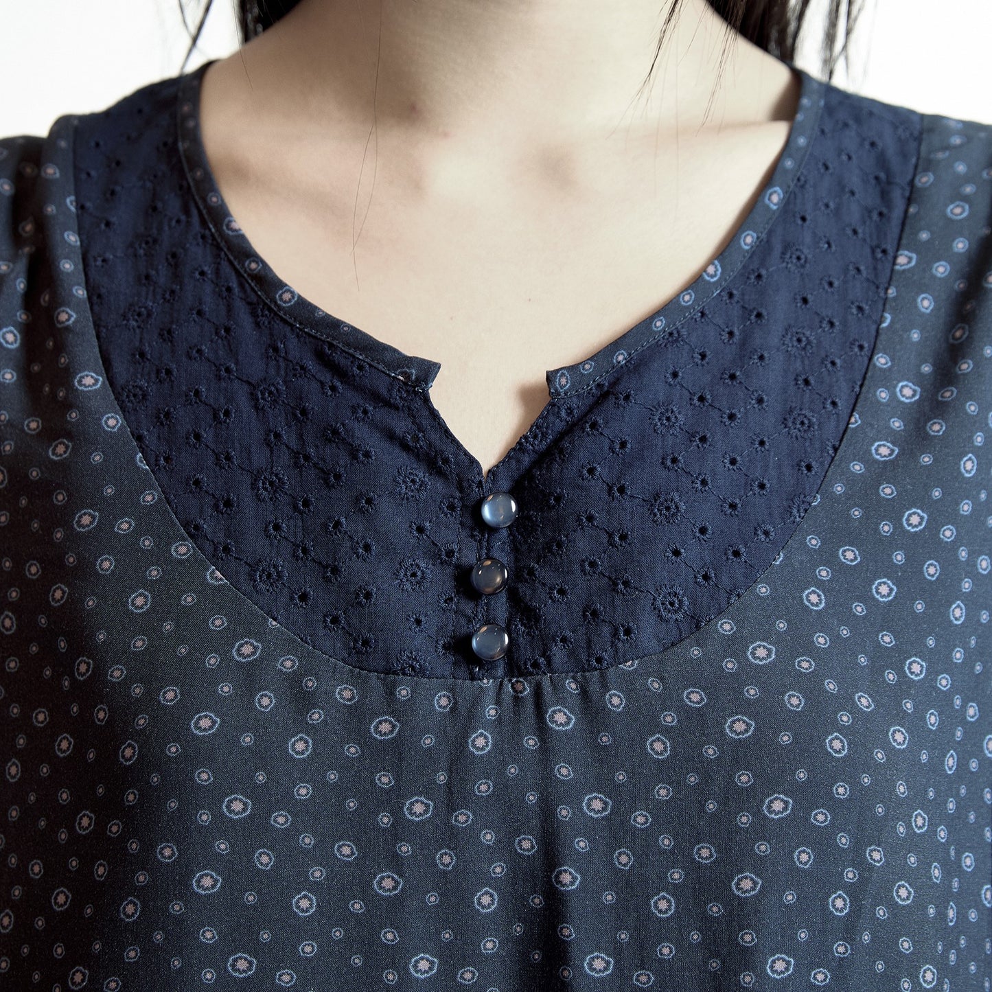 DUDU PUFF BLOUSE / NAVY / パフスリーブトップ