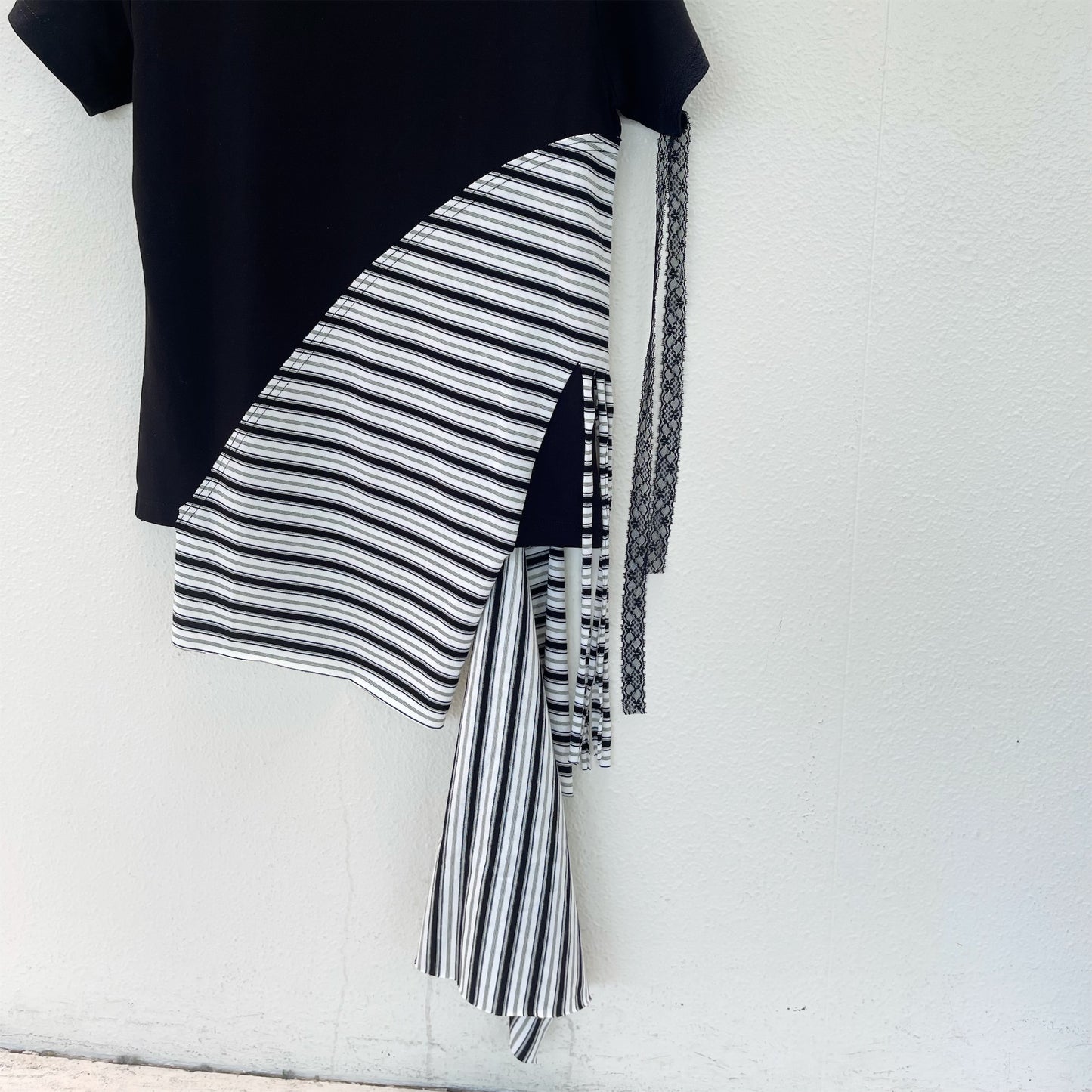 Draped Striped T-shirt / Black / 編み込みTシャツ