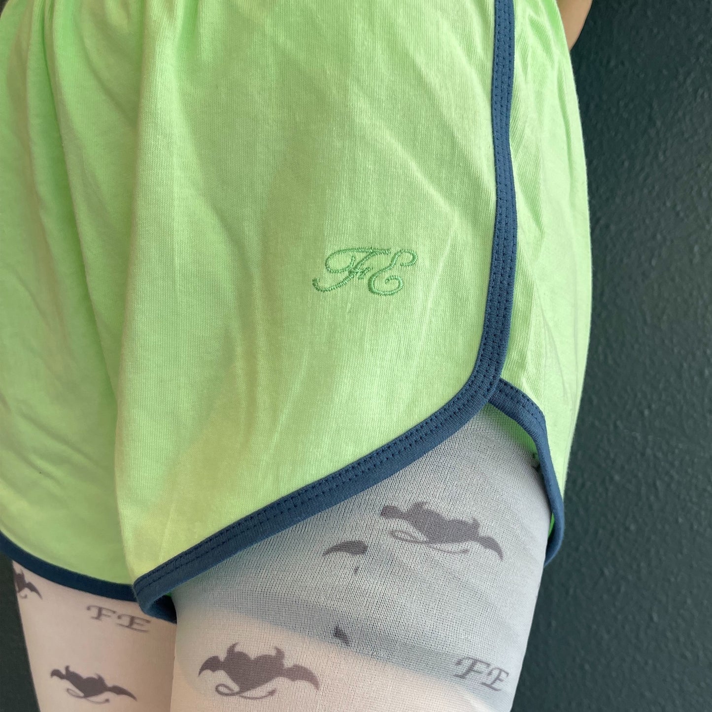 pop color dolphin shorts / mint green / ショーツ