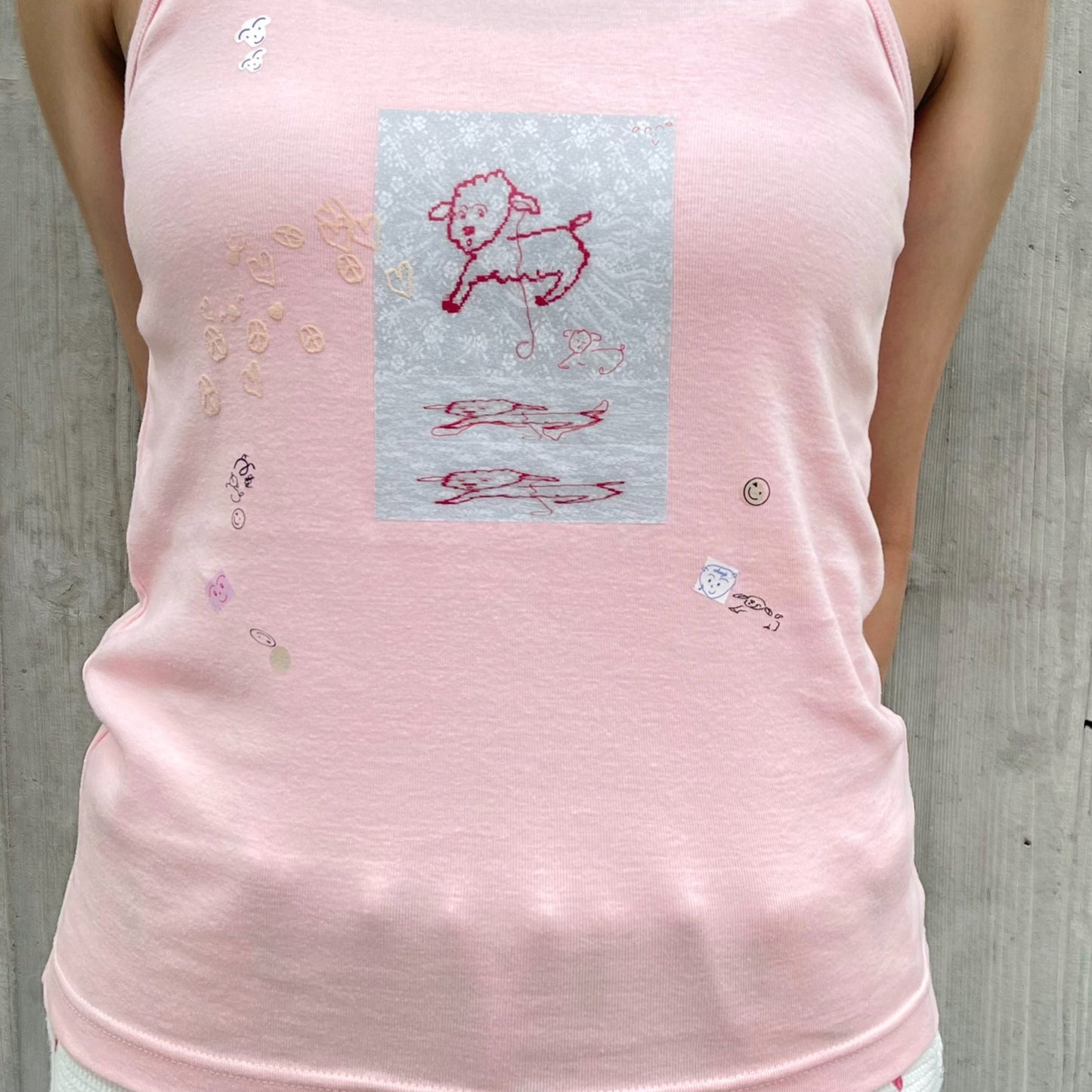 【SHEEP SOUVENIR】sheep is always here camisole / pink / プリントキャミソール