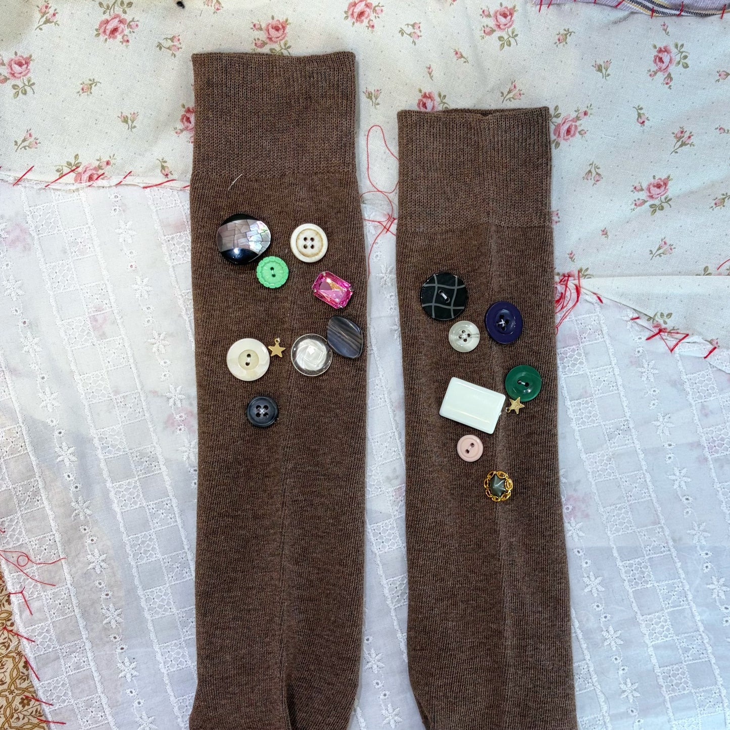 Button socks / Brown / ボタンソックス