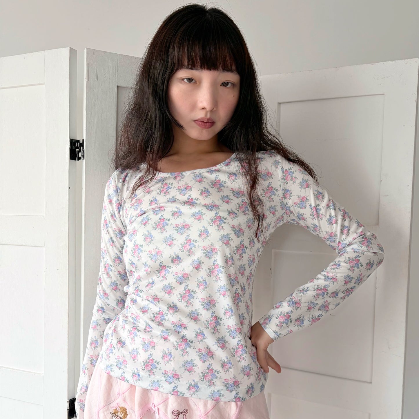 FLOWER PRINT T / WHITE / フラワープリントトップ