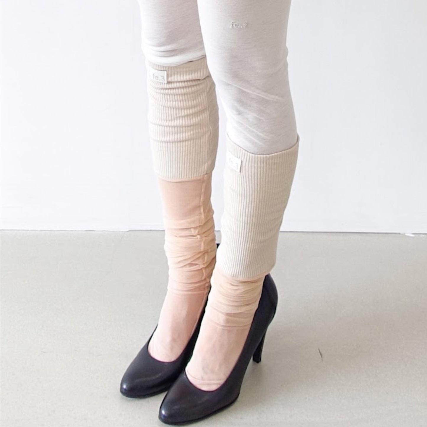 [fe.3] haze layer socks / beige / シースルーソックス