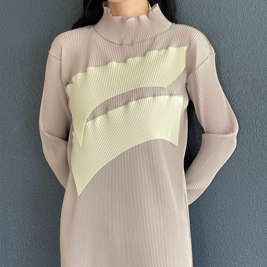 TODO WAVE LONG-SLEEVE DRESS *HIGH NECK TYPE / GRAY / プリーツハイネックドレス