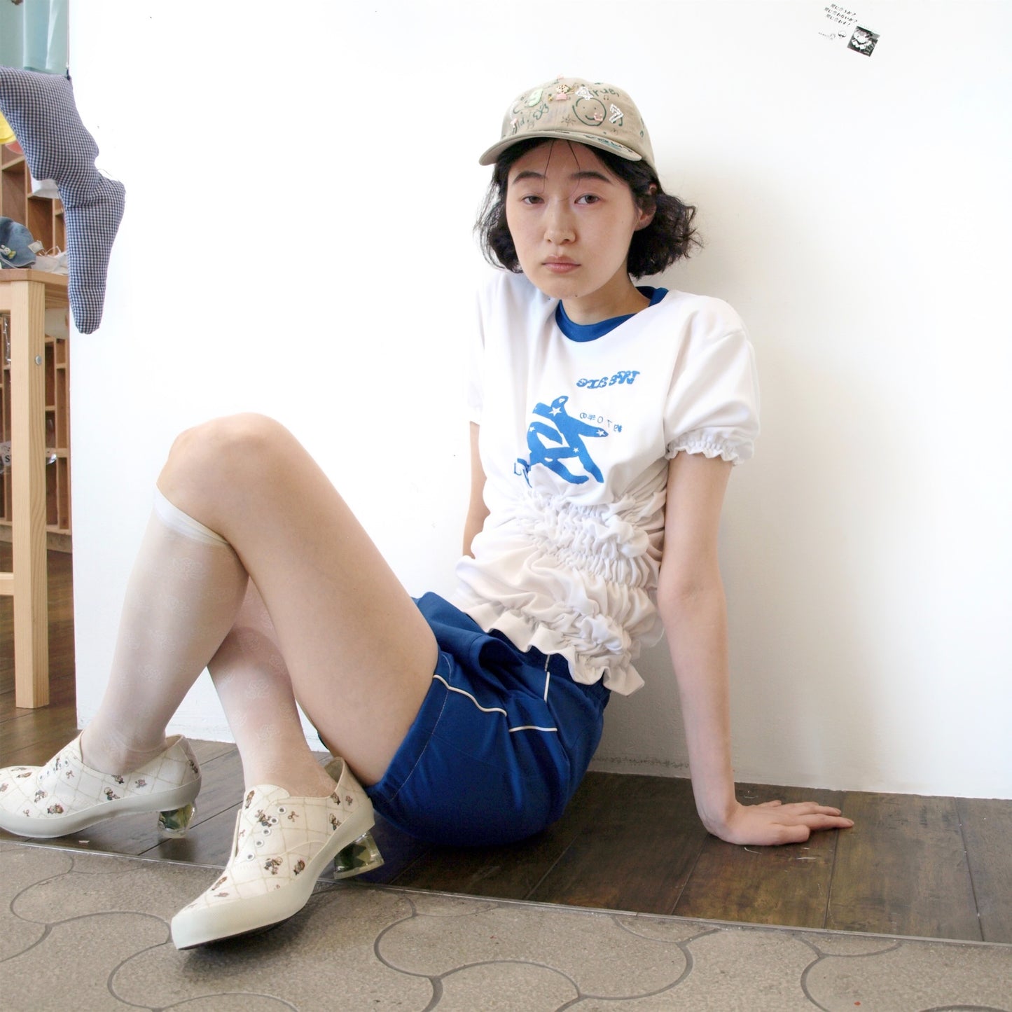 THE we are 友T / white×blue / プリントTシャツ
