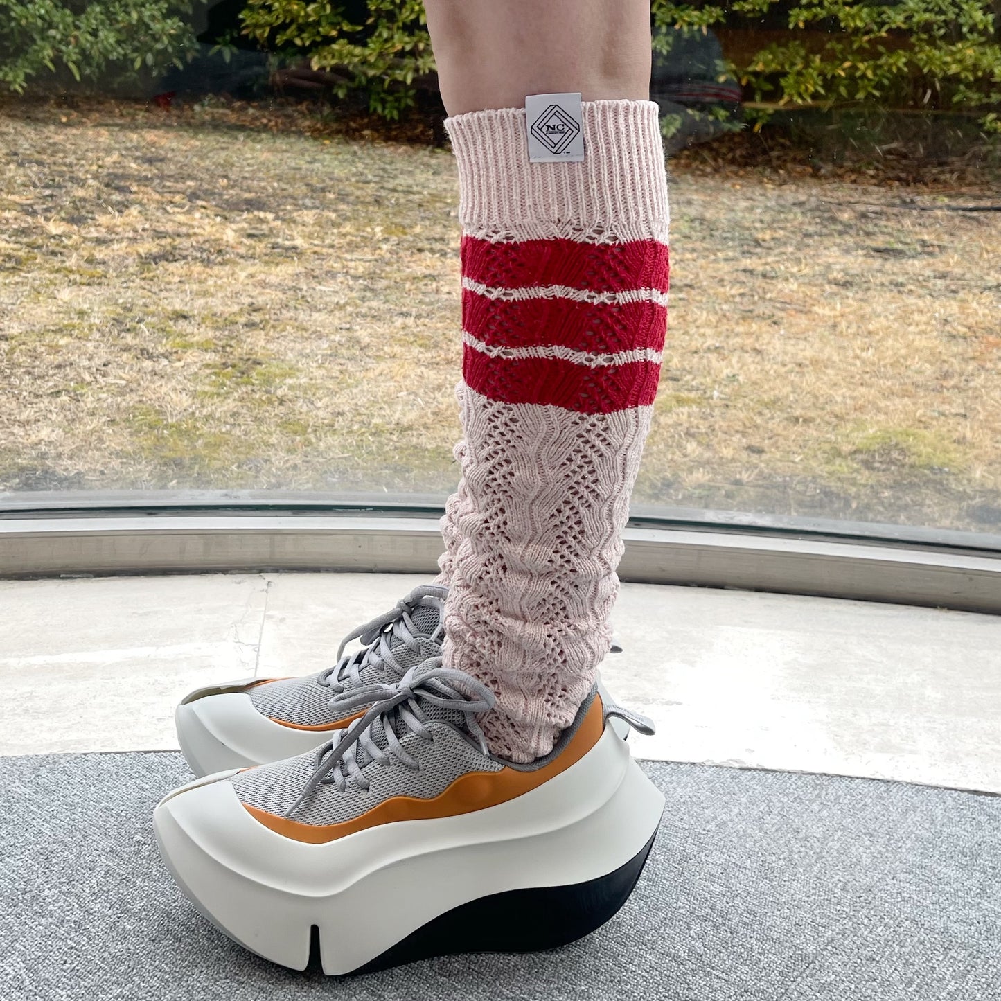 OVER KNEE LACE KNIT SOCKS / PEPPERMINT BUTLER PINK × RED / オーバーニーレースニットソックス