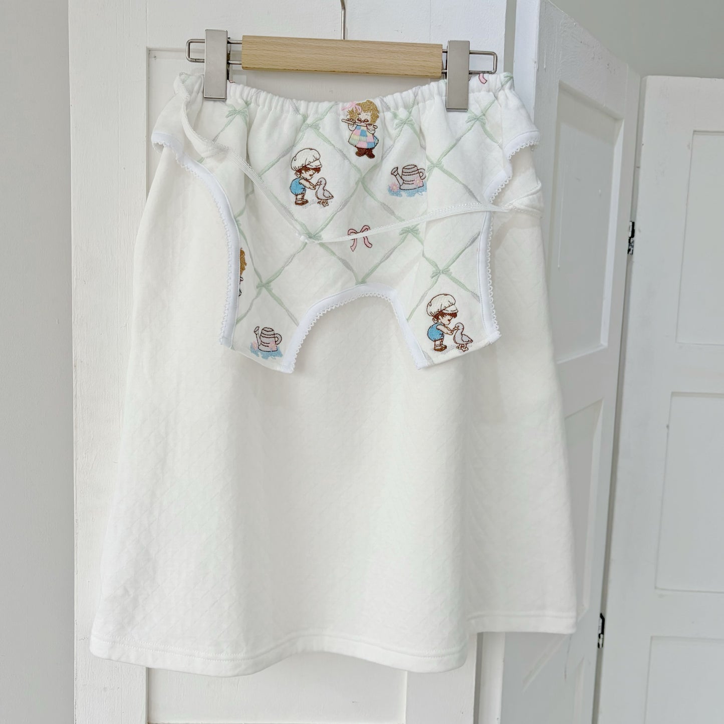 HOMEWEAR SKIRT / WHITE / 刺繍スカート