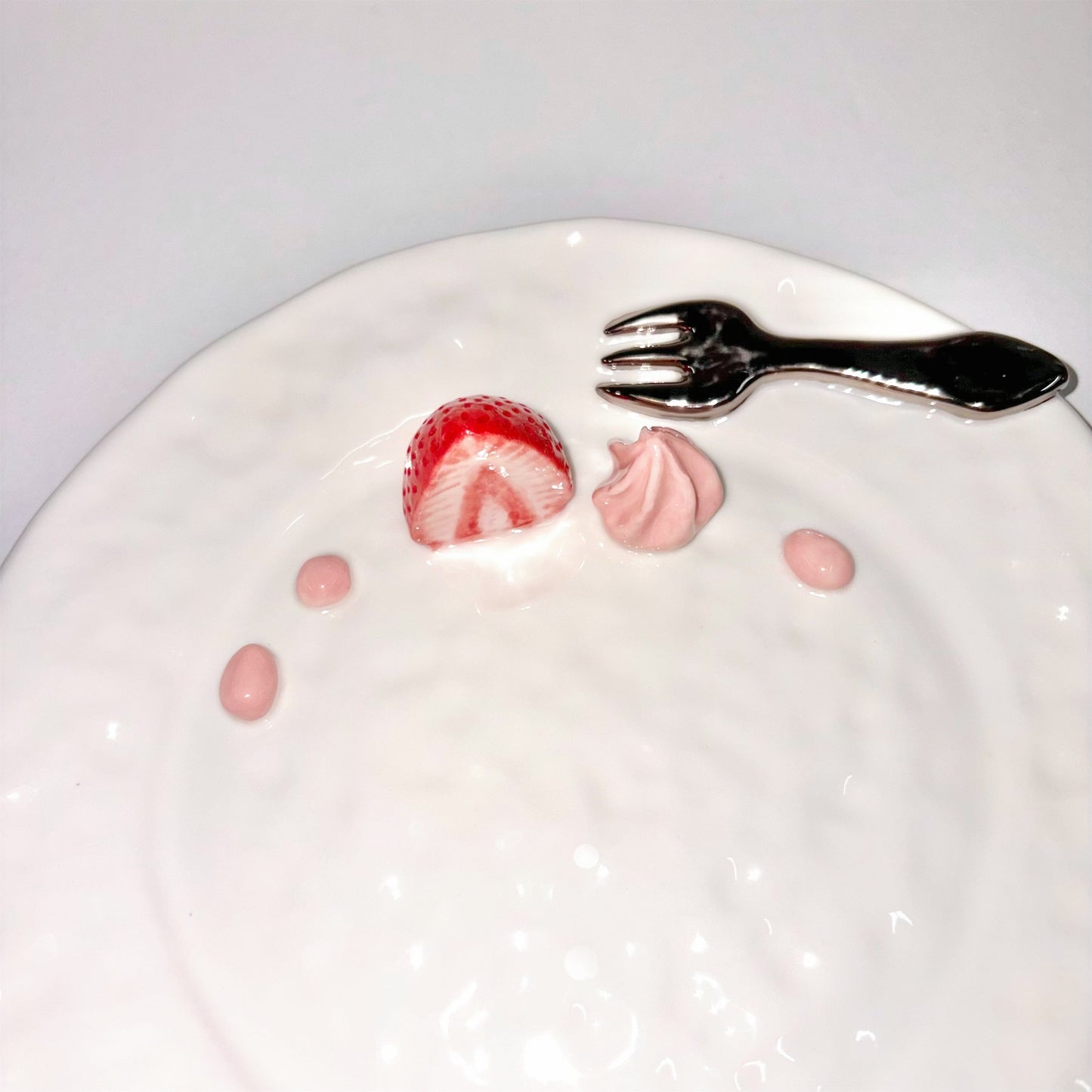 Strawberry cream dish / pink / ストロベリーディッシュ