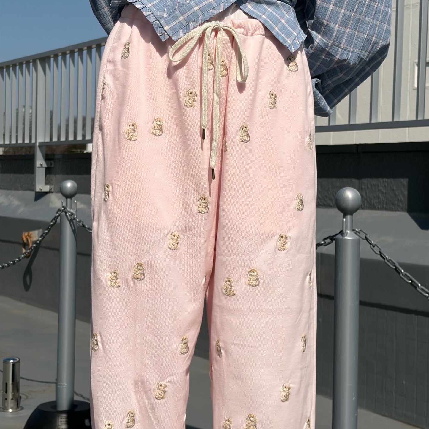EMBROIDERY FLAT PANTS / PINK / うさぎ刺繍パンツ