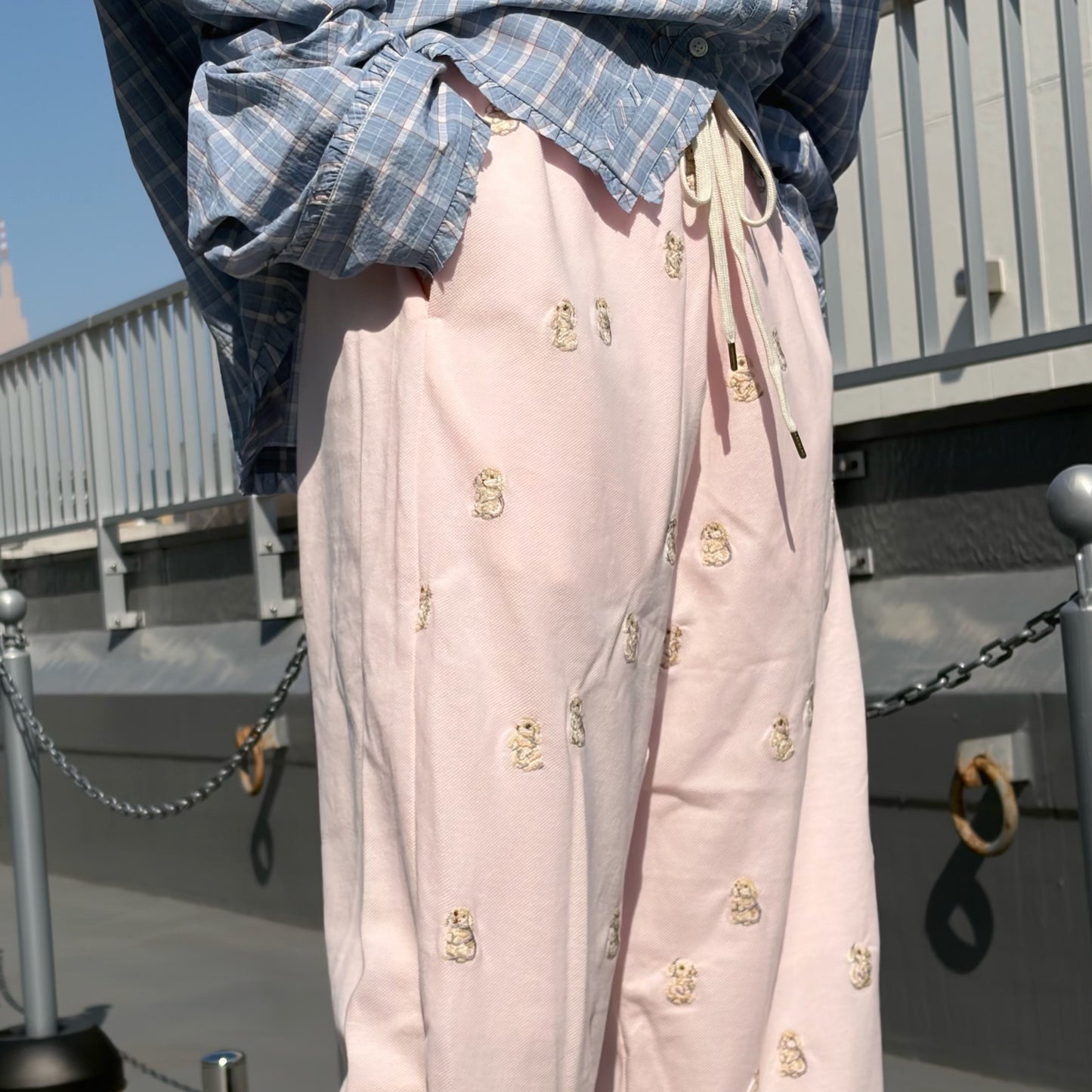 EMBROIDERY FLAT PANTS / PINK / うさぎ刺繍パンツ