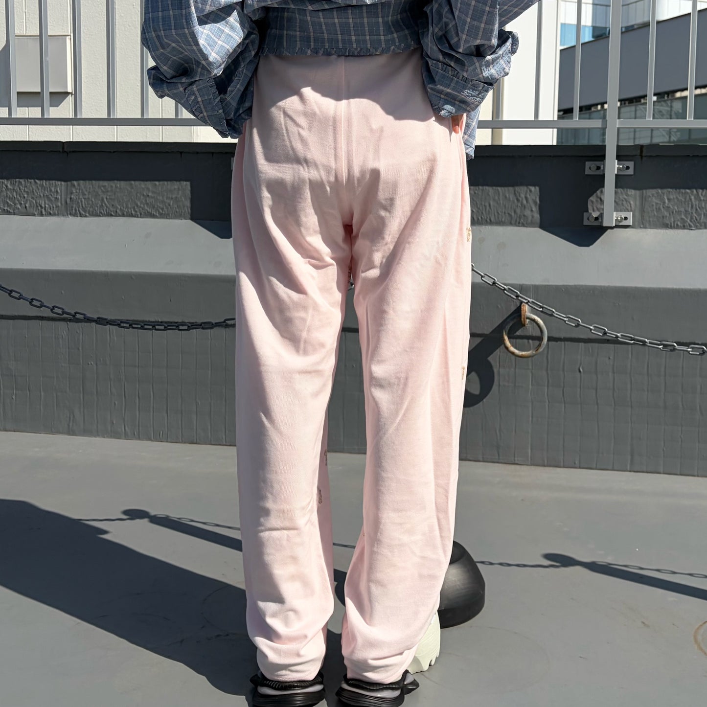 EMBROIDERY FLAT PANTS / PINK / うさぎ刺繍パンツ