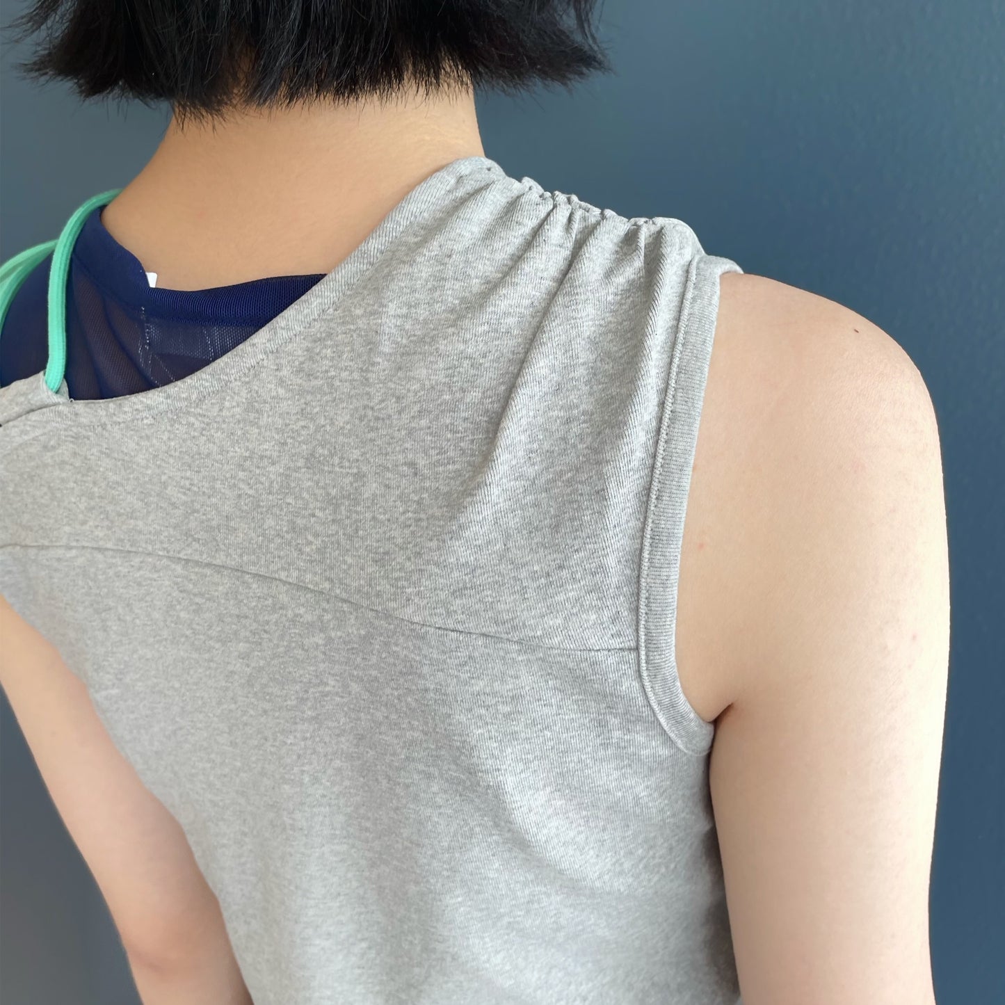 Panelled shiring top /  dark melange / パネルシャーリングトップ