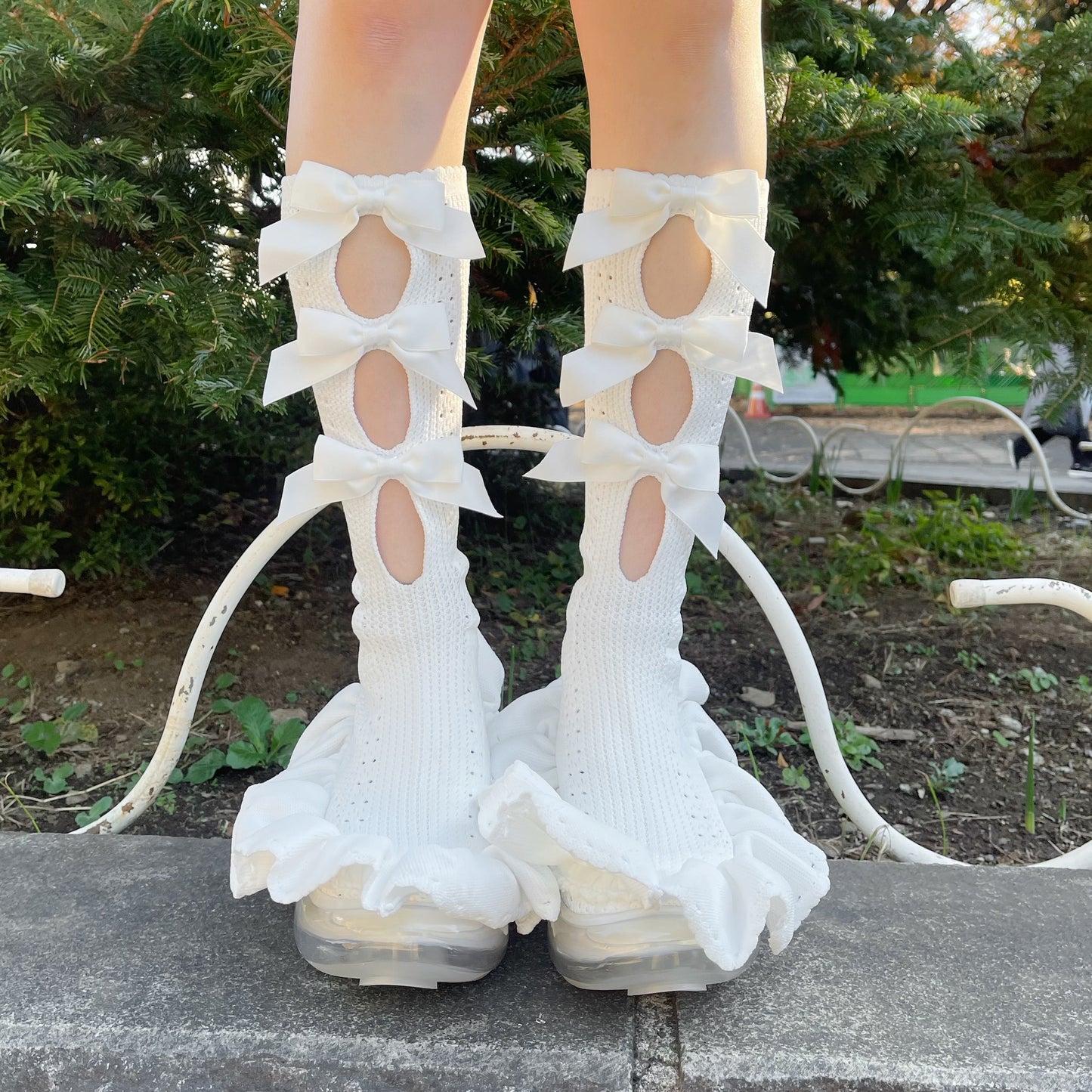 THREE CUTE BOW LONG SOCKS BOOTS / WHITE / JennFaxブーツ