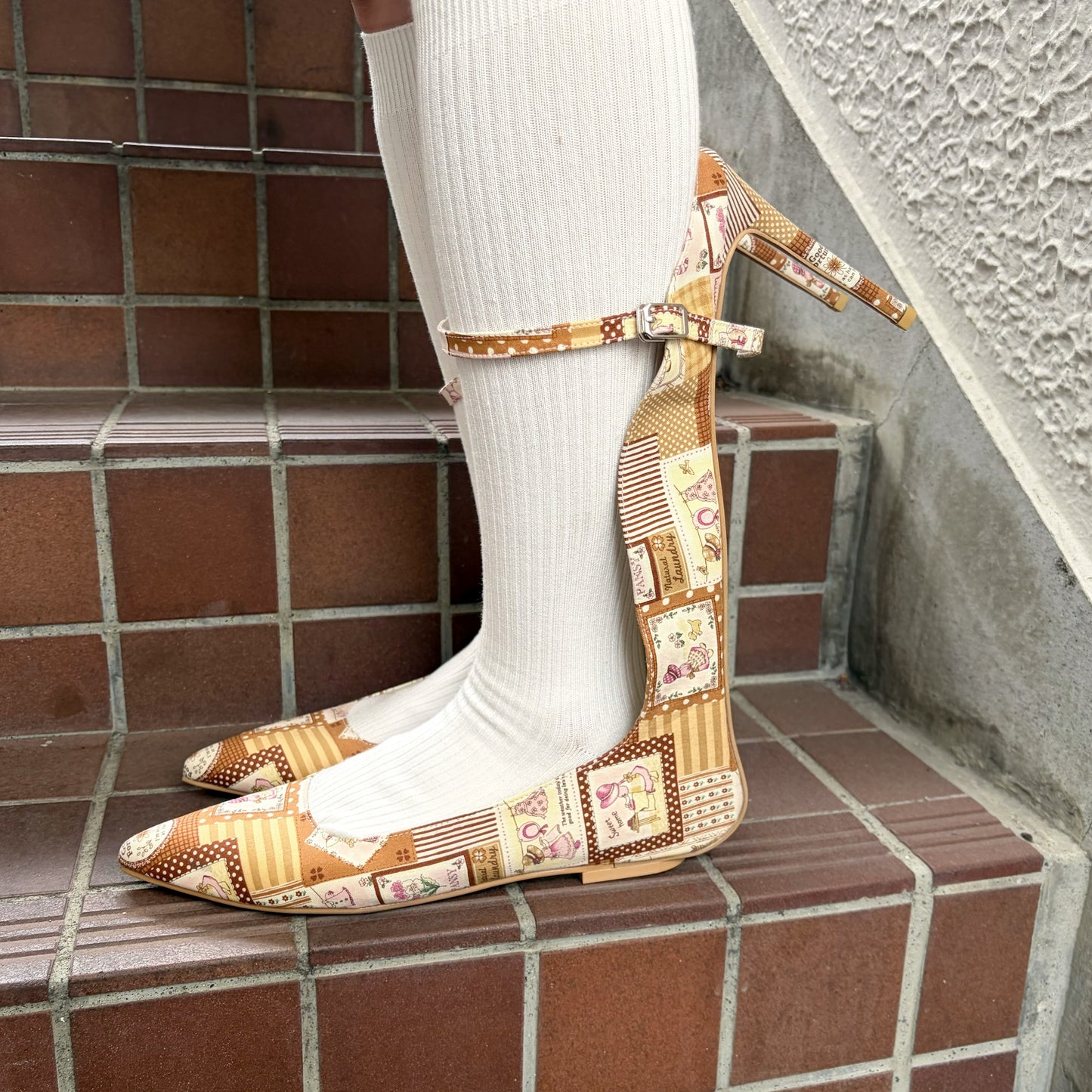 GHOST SHOE / BEIGE / パンプス