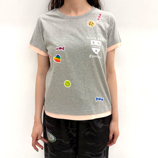 [F.E.E.S] sticker layered t-shirt / melange grey / ステッカーレイヤードtシャツ