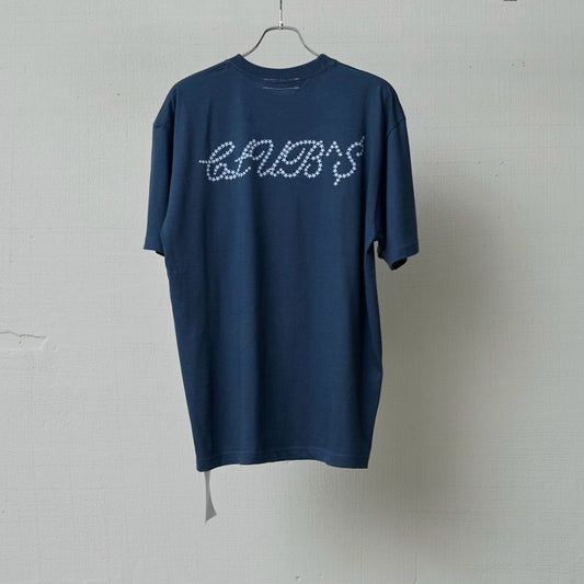 ROMintheFloor TEE / NAVY / グラフィックプリントTシャツ