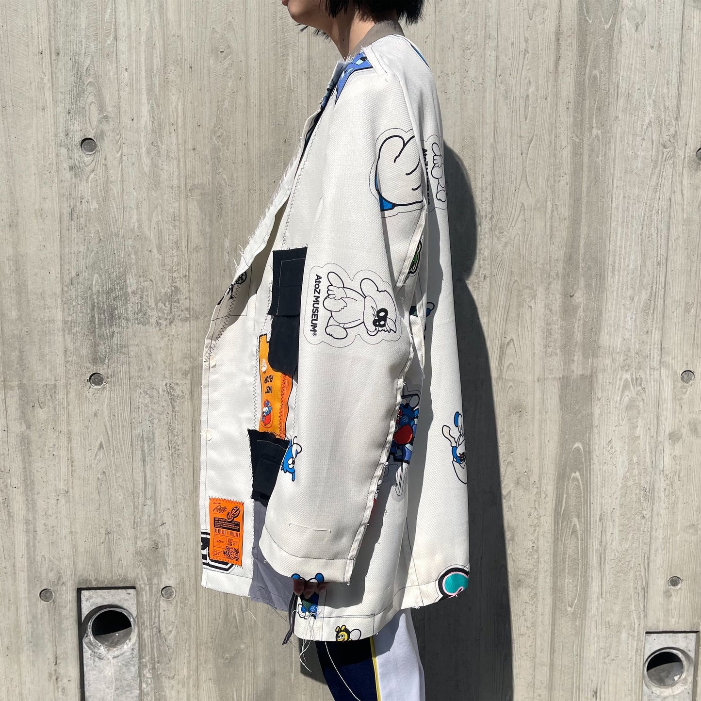 ATOZ HAND STITCHED BASTING JACKET / WHITE / グラフィックプリントジャケット