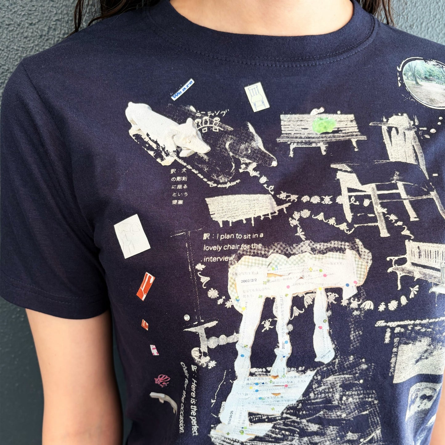 chairs for the interview T-shirt / navy / プリントTシャツ