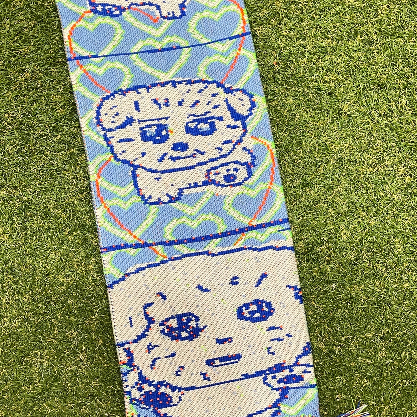 【Joo Young Kim】“Puppy in Love” Scarf / グラフィックマフラー