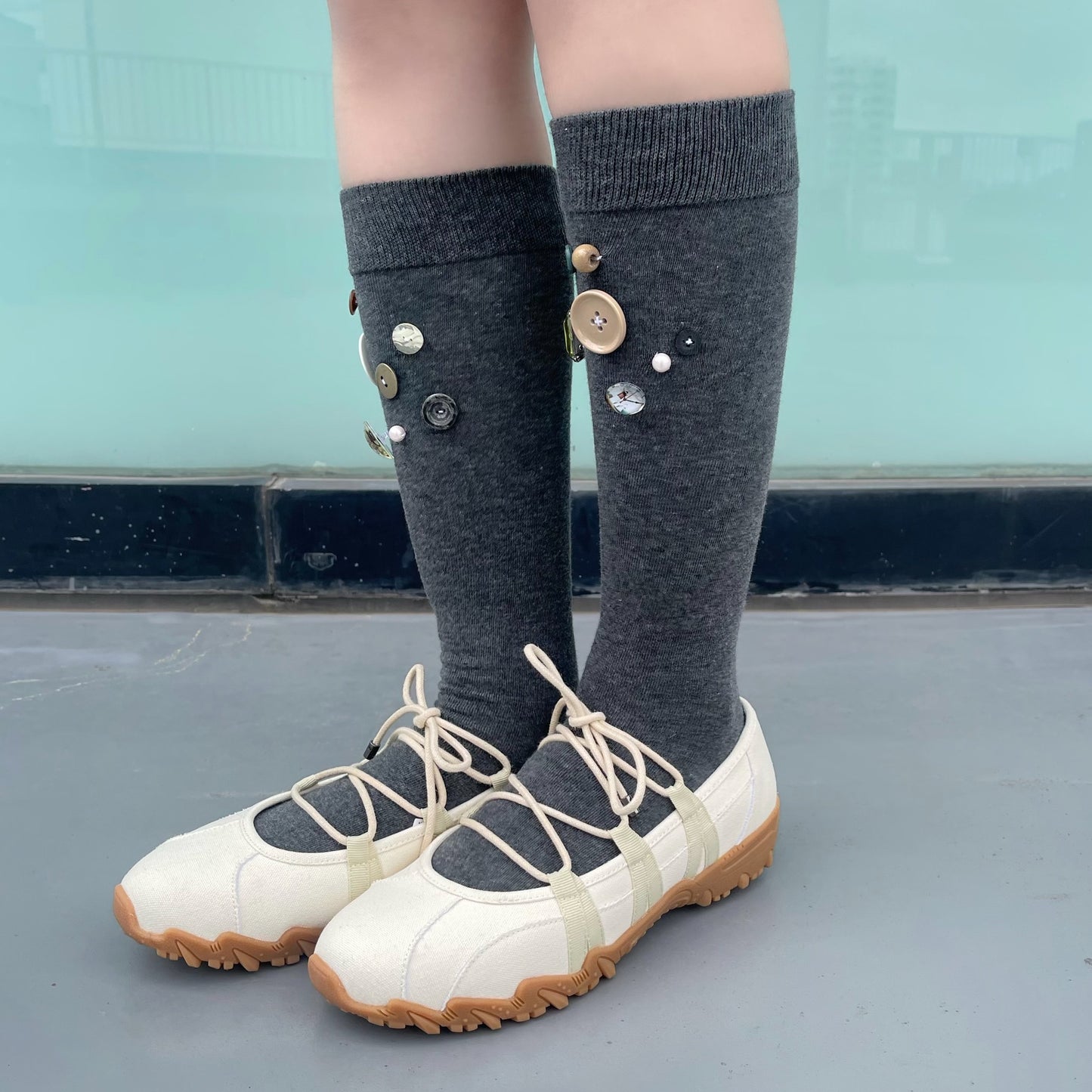 Button socks / Gray / ボタンソックス