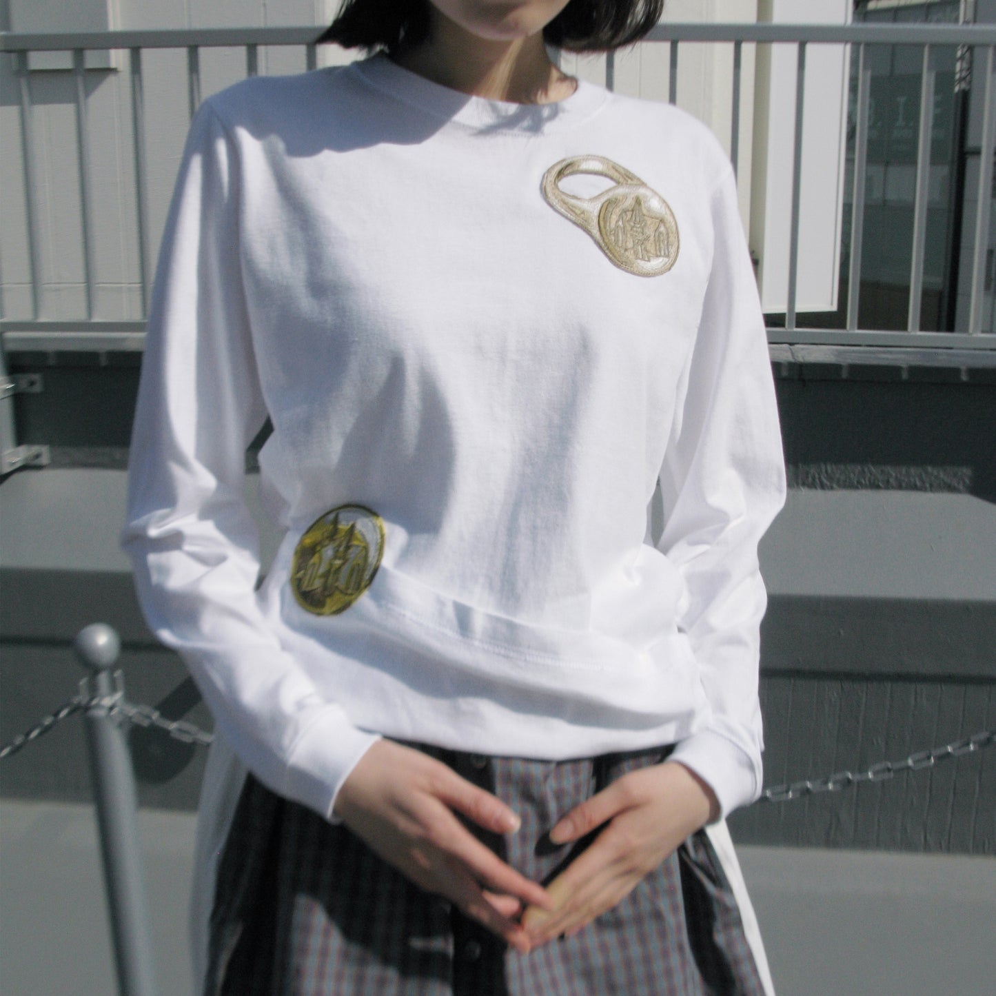 coin and ring embroidery long sleeve t shirt / white / 刺繍ロングスリーブTシャツ