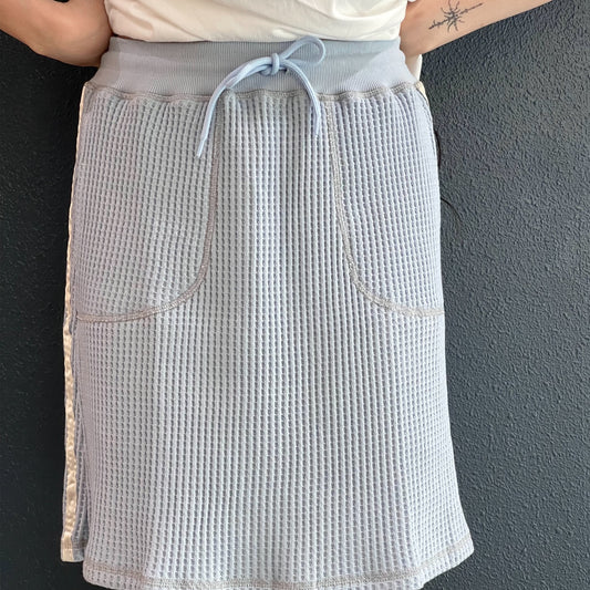 [F.E.E.S] waffle lining midi skirt / blue / ワッフルミディスカート