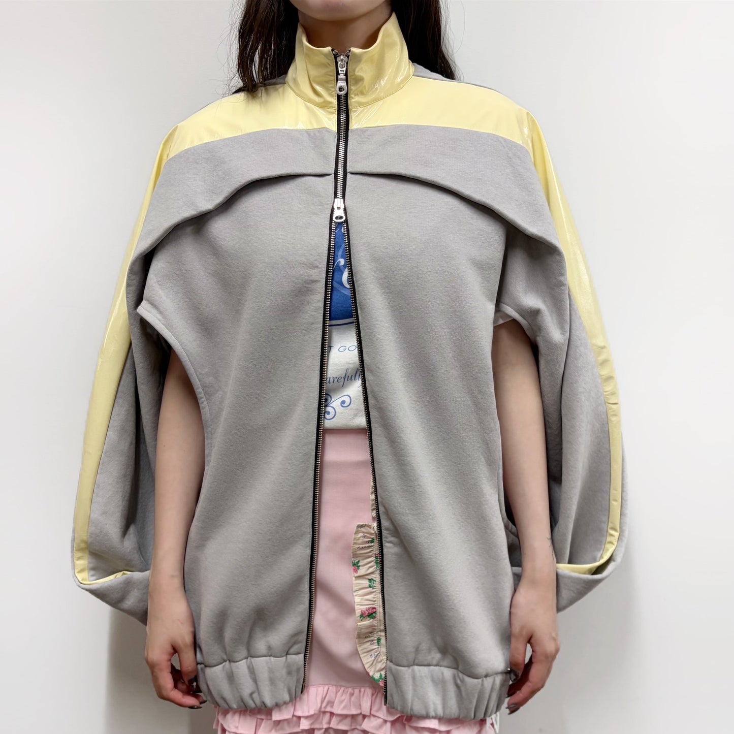 TWISTED TRACK JACKET / CREAM x GREY / ツイストトラックジャケット