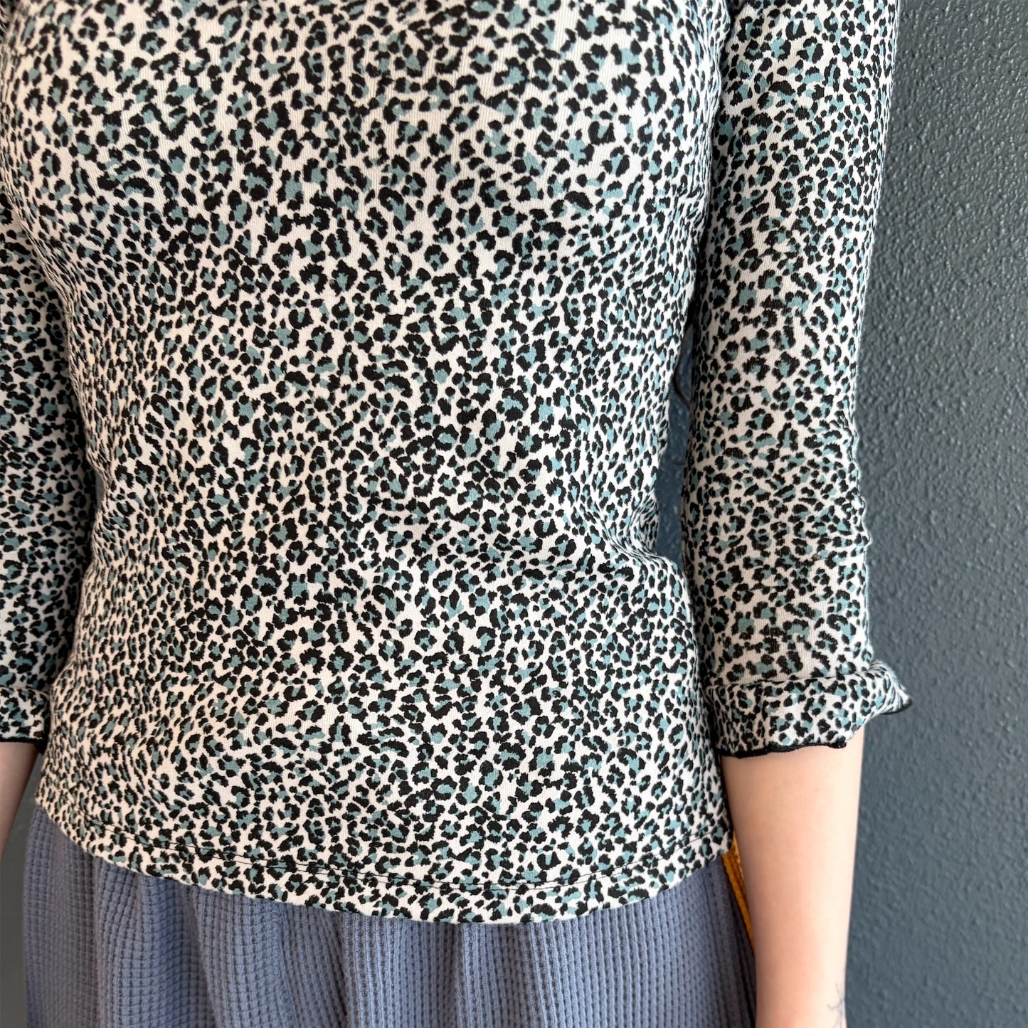 [F.E.E.S] leopard lace top / grey / レオパードレーストップ