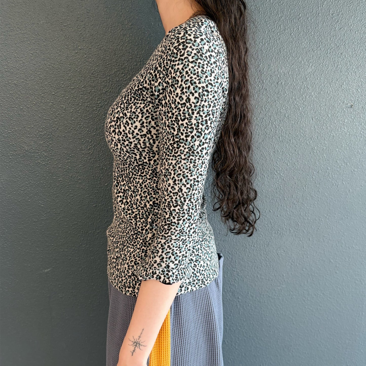 [F.E.E.S] leopard lace top / grey / レオパードレーストップ