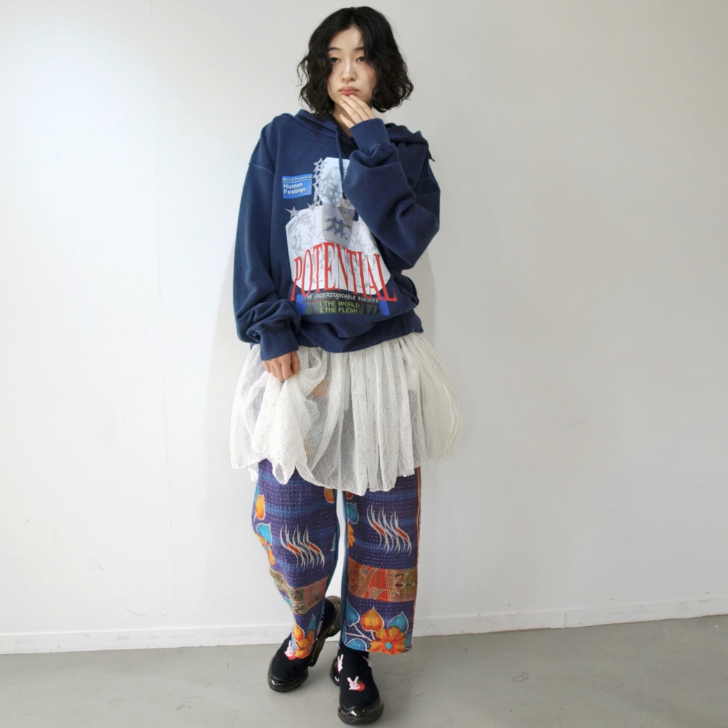 ONE-SIZE-FITS-HUMAN SKIRT / WHITE / メッシュニットスカート