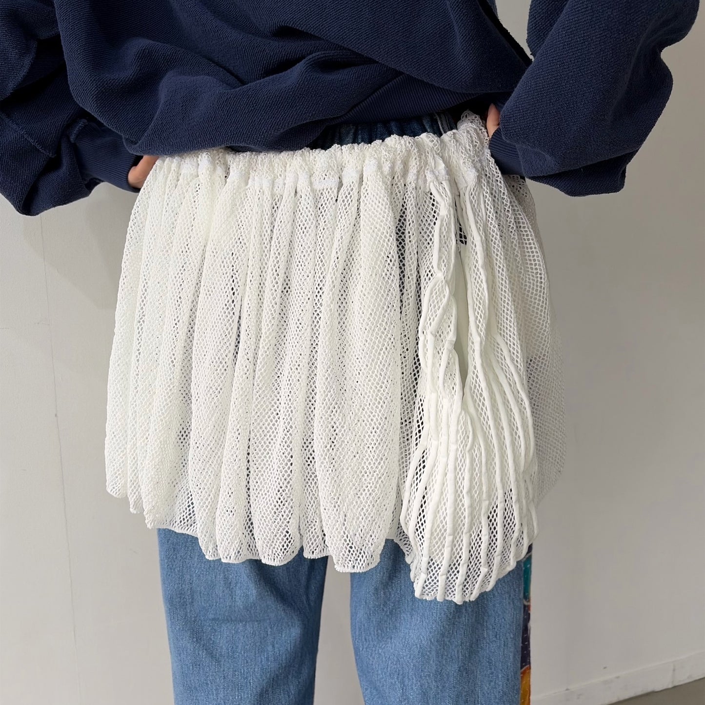 ONE-SIZE-FITS-HUMAN SKIRT / WHITE / メッシュニットスカート
