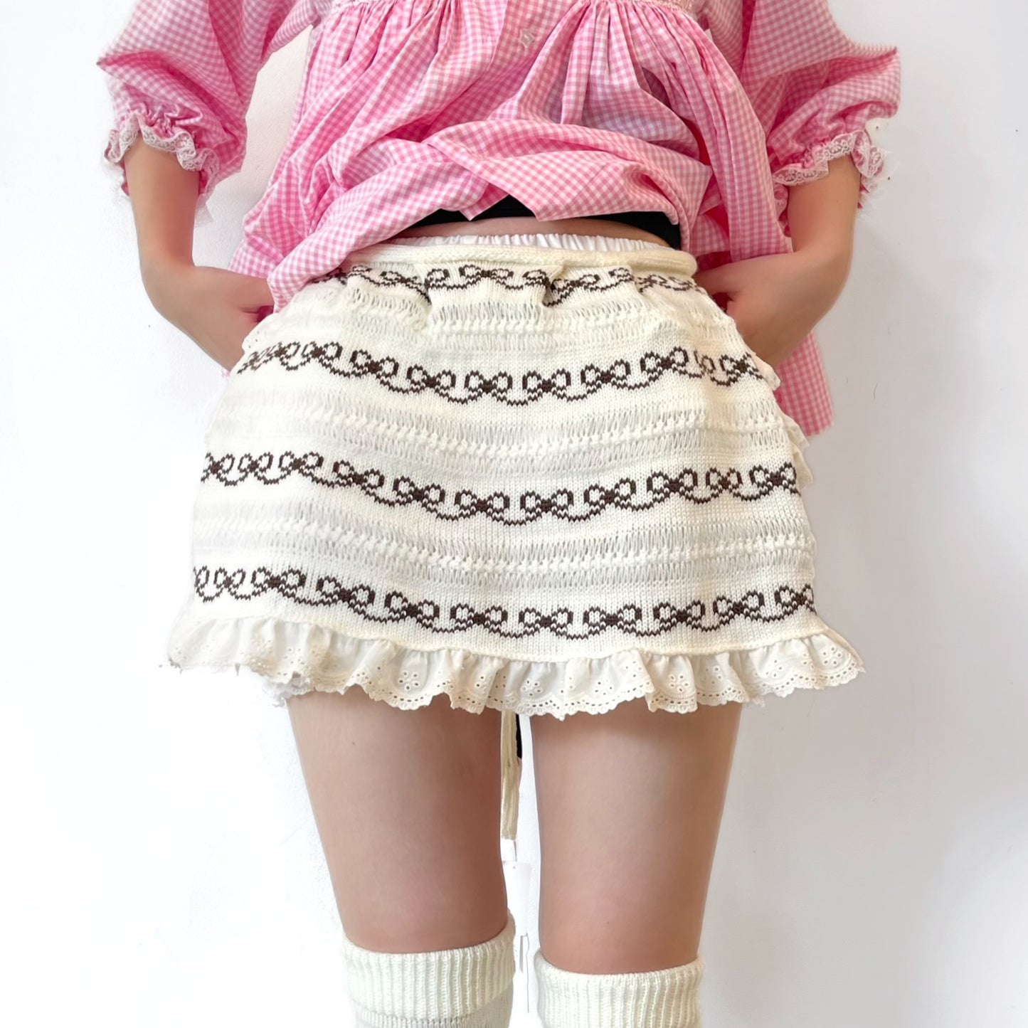 Lace-rimmed ribbon apron / White x Brown / レースリボンエプロン