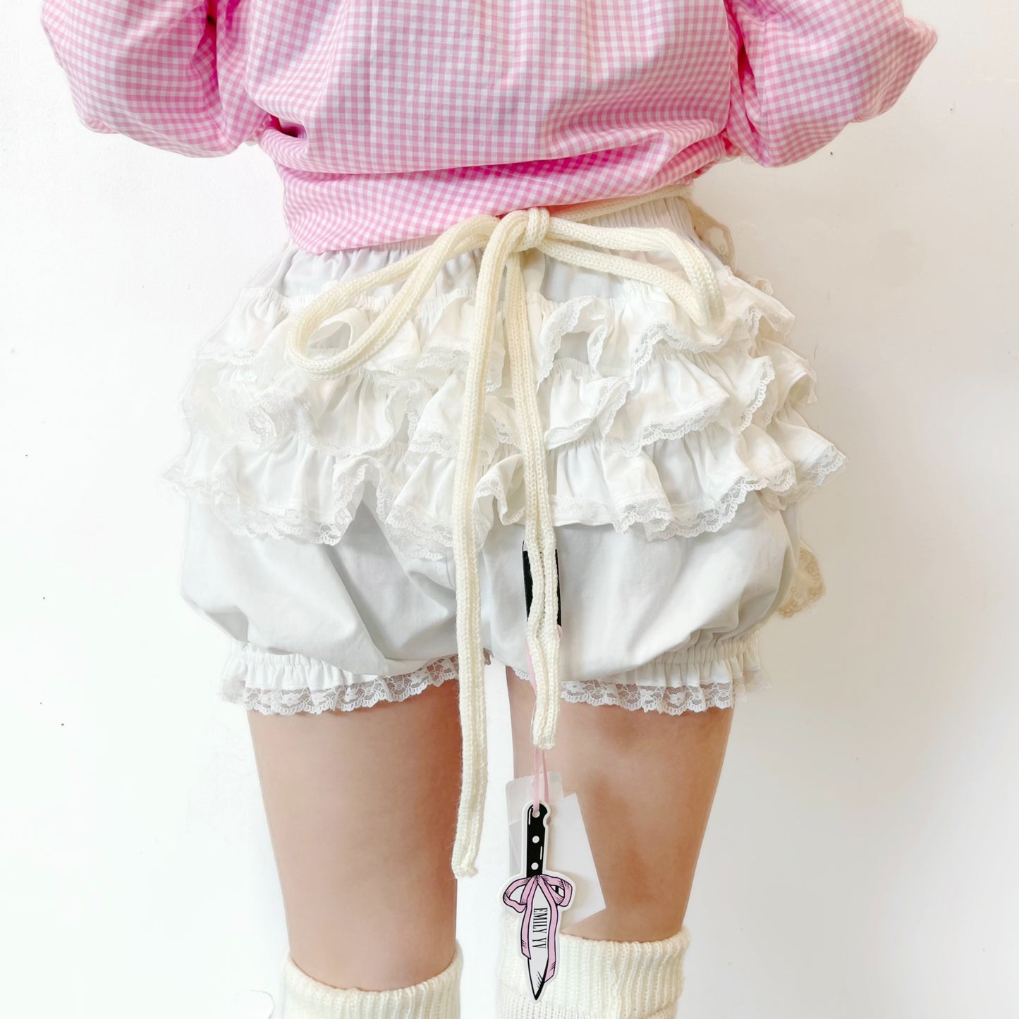 Lace-rimmed ribbon apron / White x Brown / レースリボンエプロン