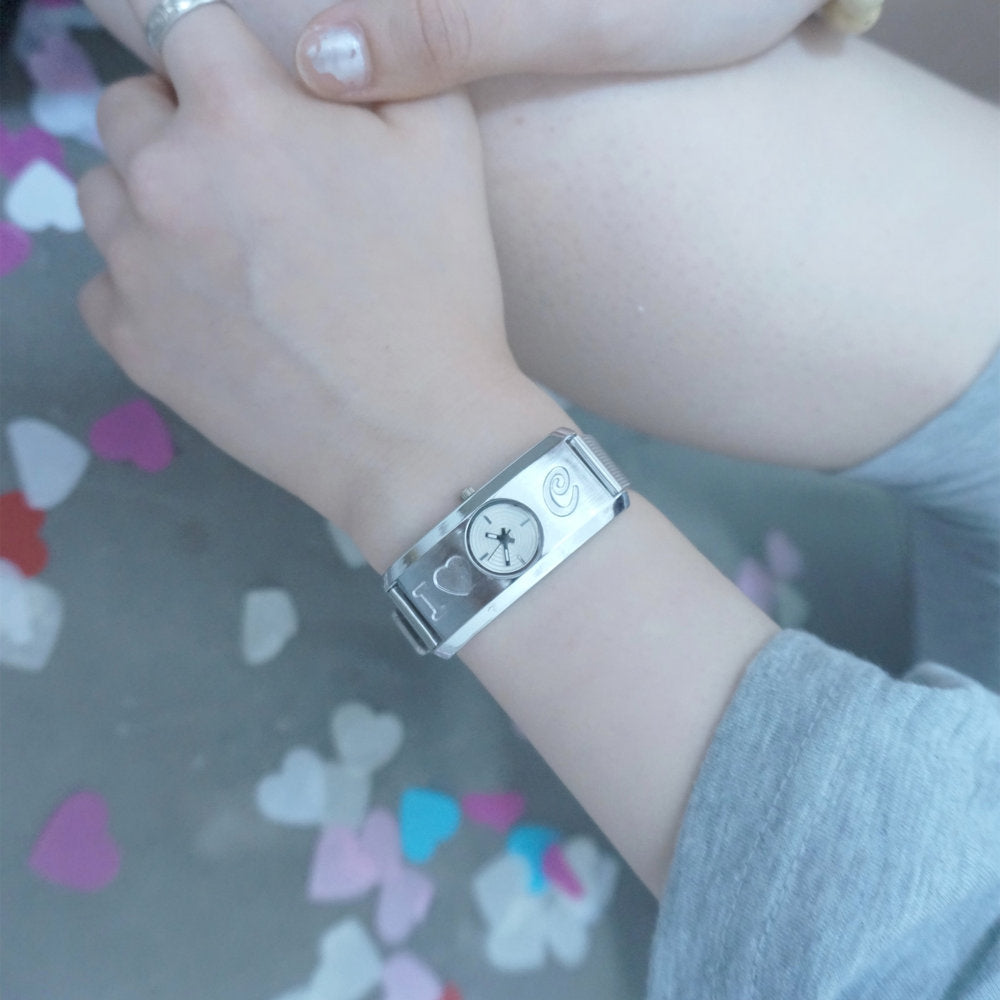 LoveE Watch / 腕時計
