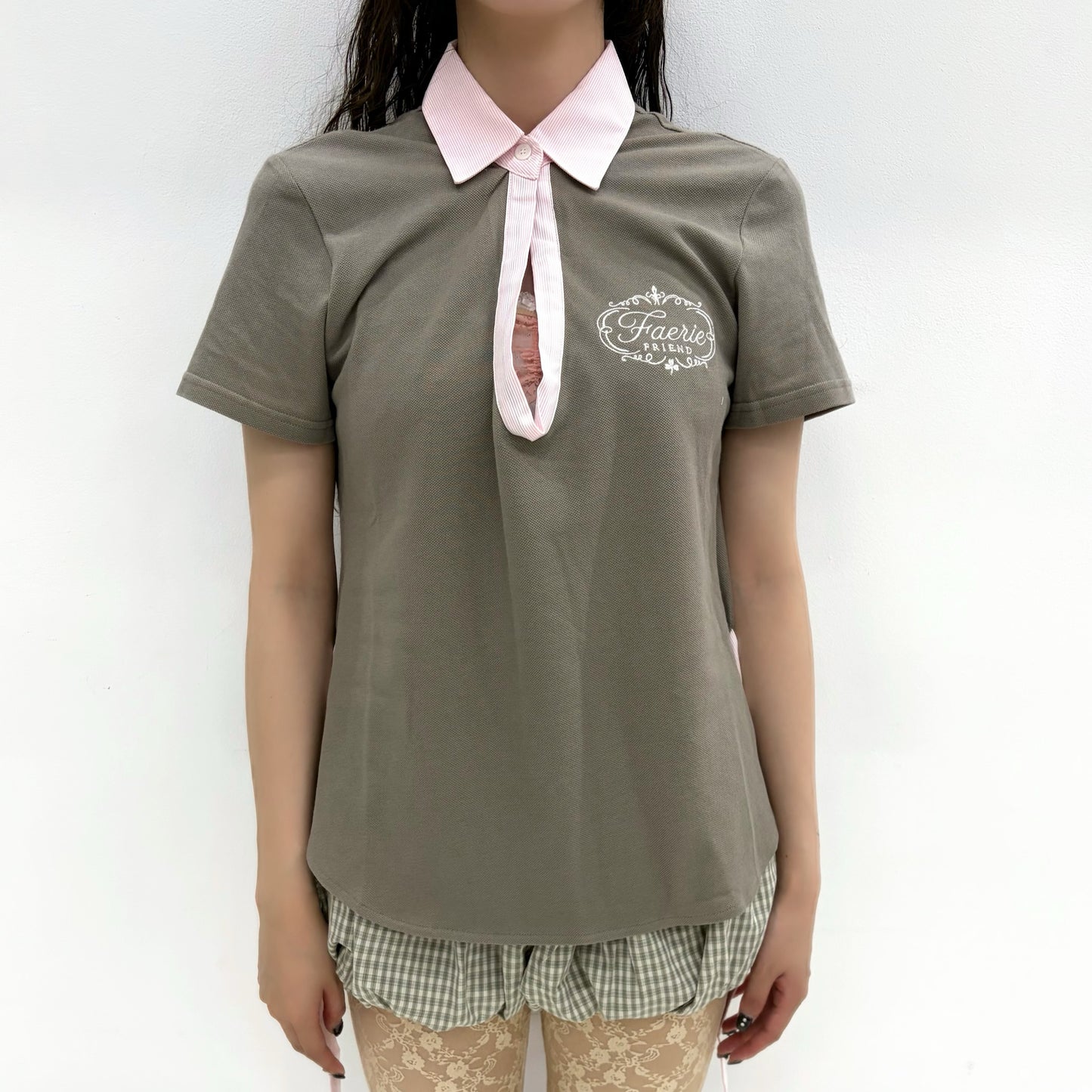 [fa.er.ie] ribbon tie half pk shirt / mocha / リボンタイVネックトップ