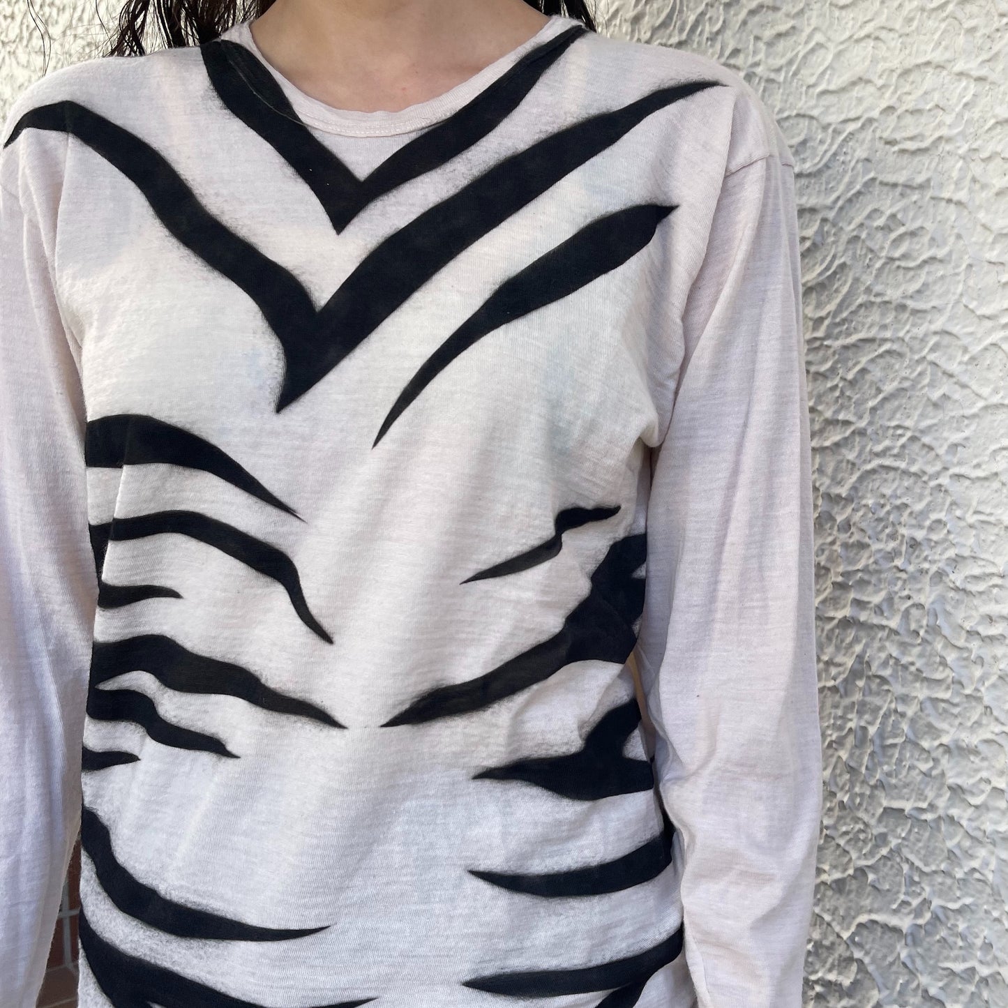 White zebra long sleeve thermal / エアブラシTシャツ
