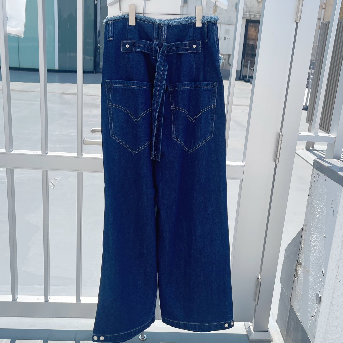 [fa.er.ie] cut-off denim maxi pants / blue / カットオフデニム