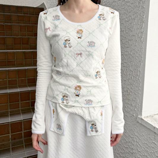 COUNTRY TOP / WHITE / 刺繍トップ