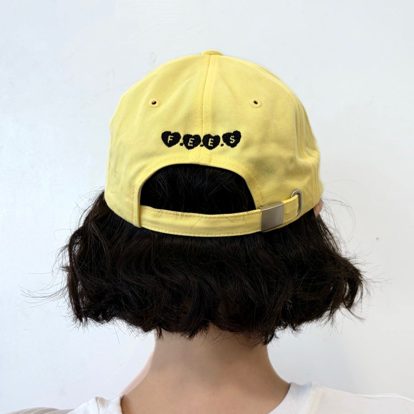[F.E.E.S] kitty hairpin ball cap / yellow / 刺繍キャップ