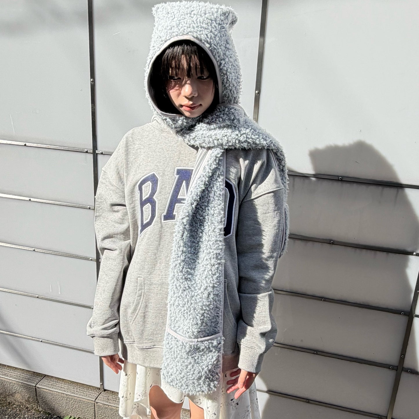 fa.er.ie] furry ear hood muffler / gray / フード付きマフラー