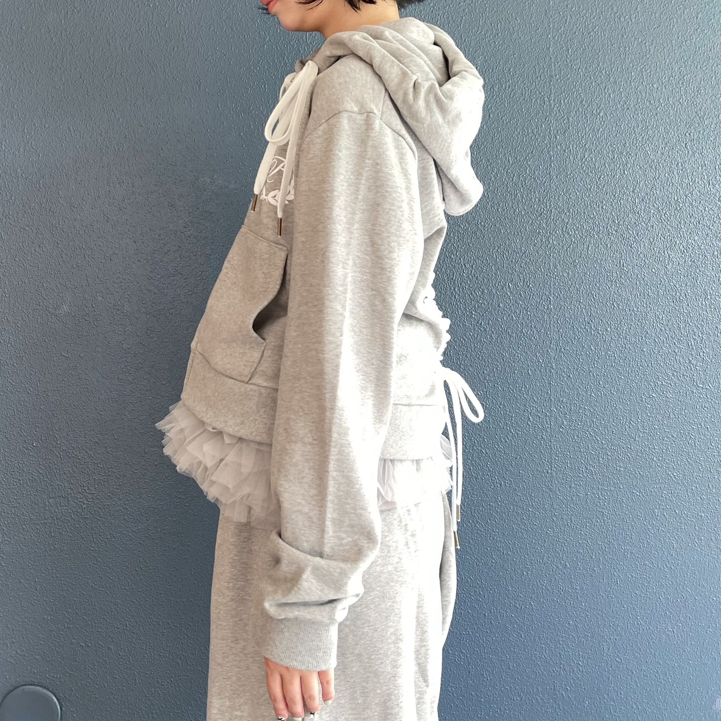 [fa.er.ie] eyelet corset hood zip-up / melange grey / コルセットフードジップアップ