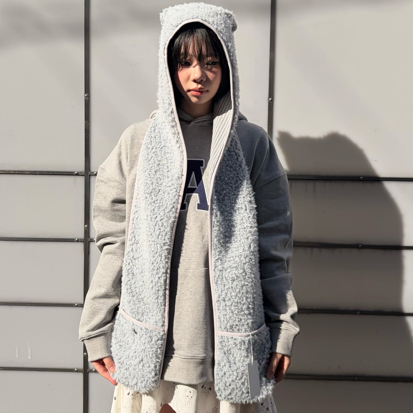 fa.er.ie] furry ear hood muffler / gray / フード付きマフラー