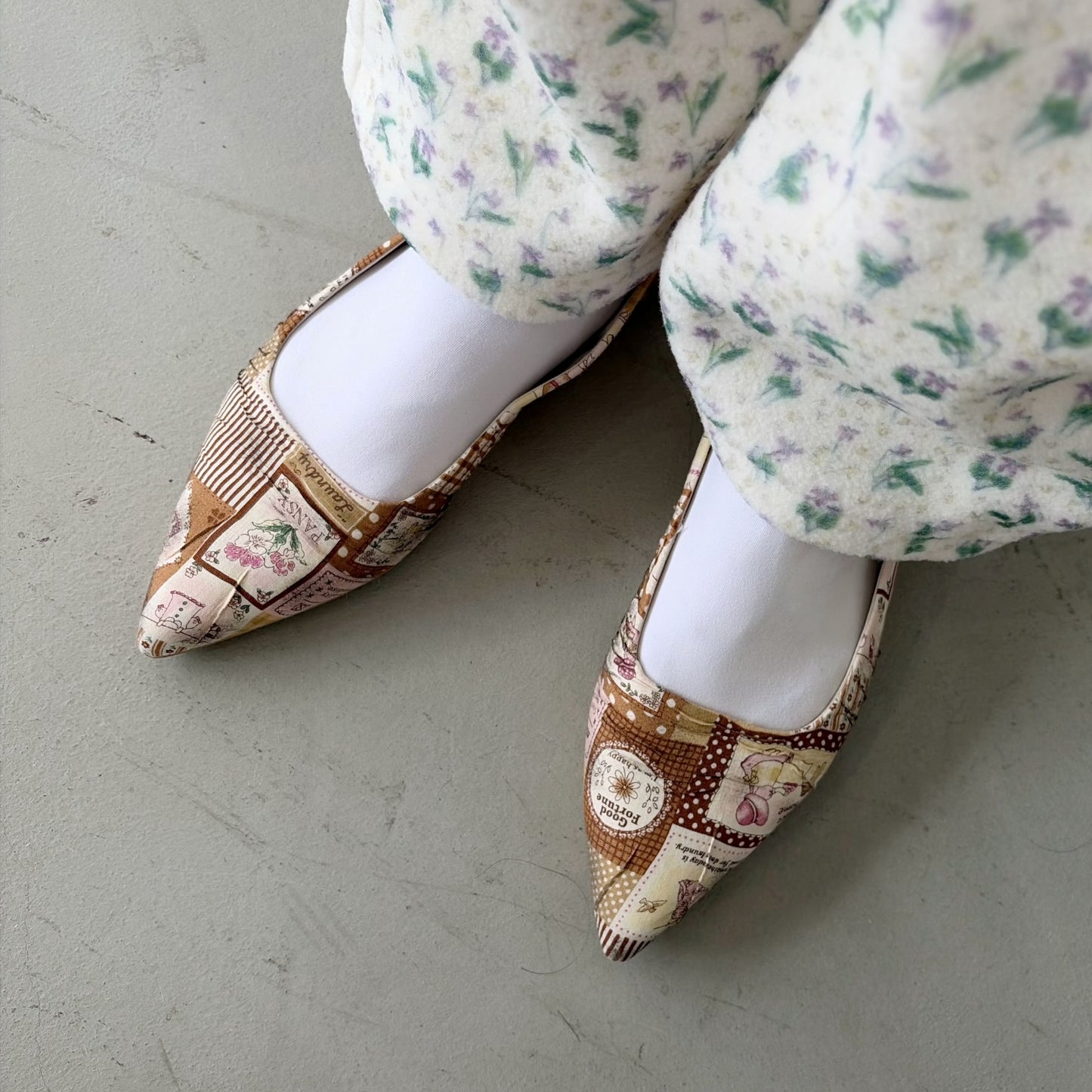 MAMA'S FLAT / BEIGE / プリントパンプス