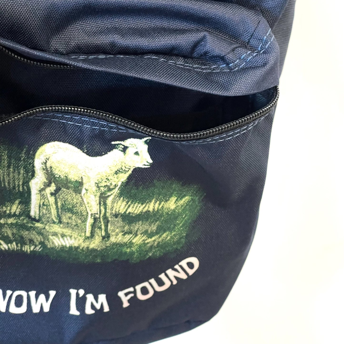 I'M FOUND BACKPACK / NAVY / グラフィックプリントバックパック