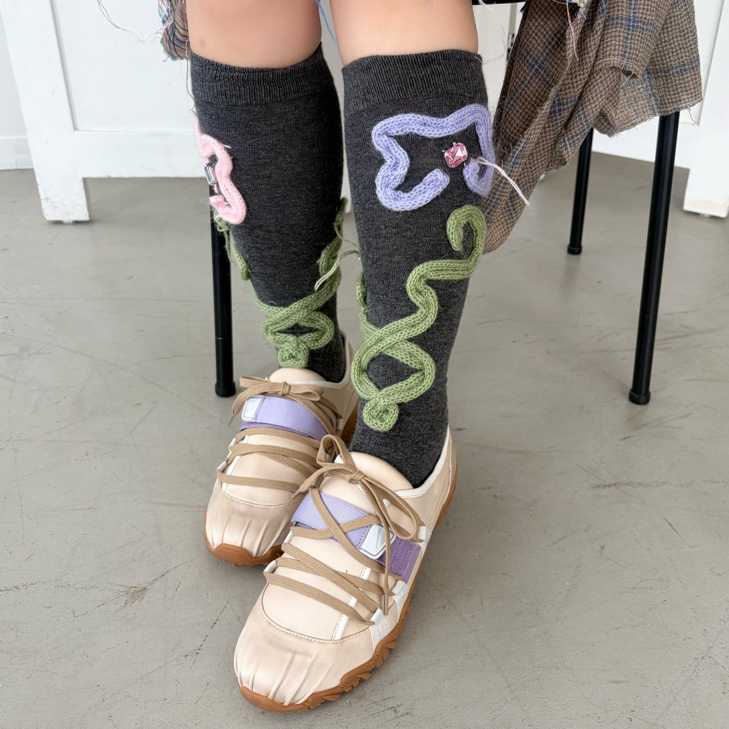 Flower socks / Grey / フラワーソックス