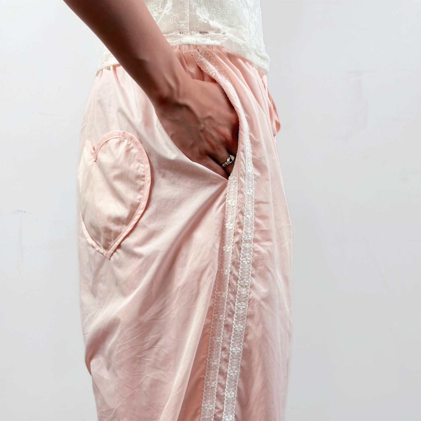 Lottie Lace Track Pants / Peach / ナイロントラックパンツ