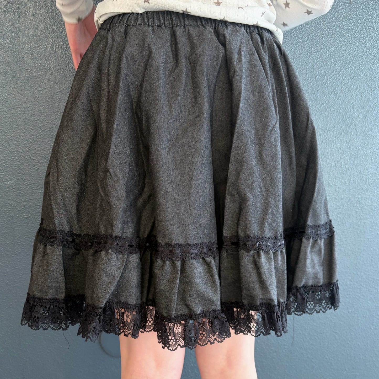 [F.E.E.S] denim ruffle skirt / black / デニムラッフルスカート