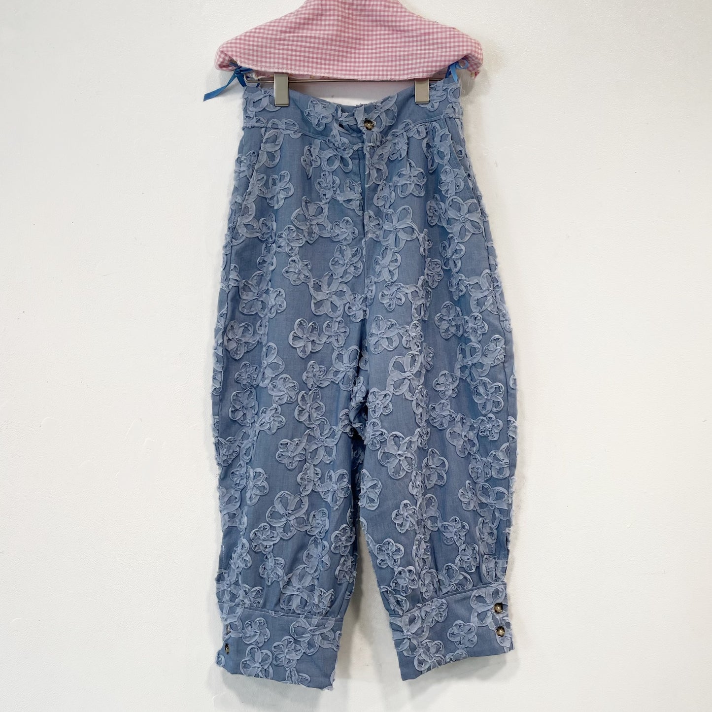Flower denim trousers / Blue / レースフラワーデニムパンツ