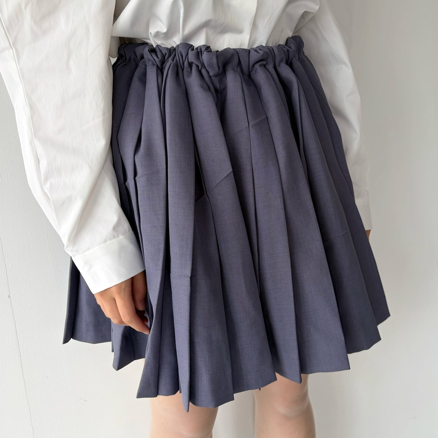 WRINKLE PLEATS SKIRT / GRAY / プリーツスカート